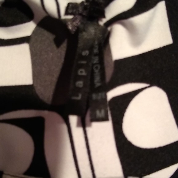 Skirt - Picture 3 of 3